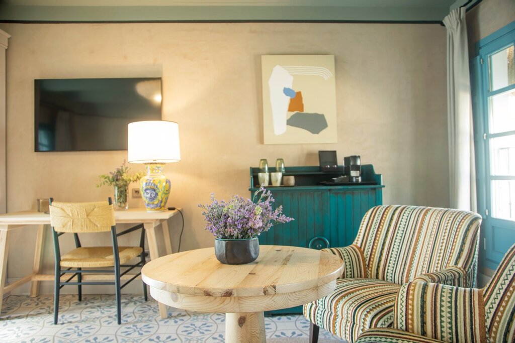 Hotel765