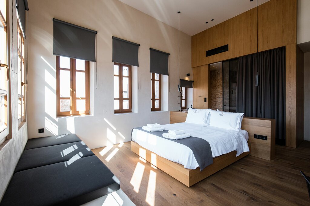 Hotel593