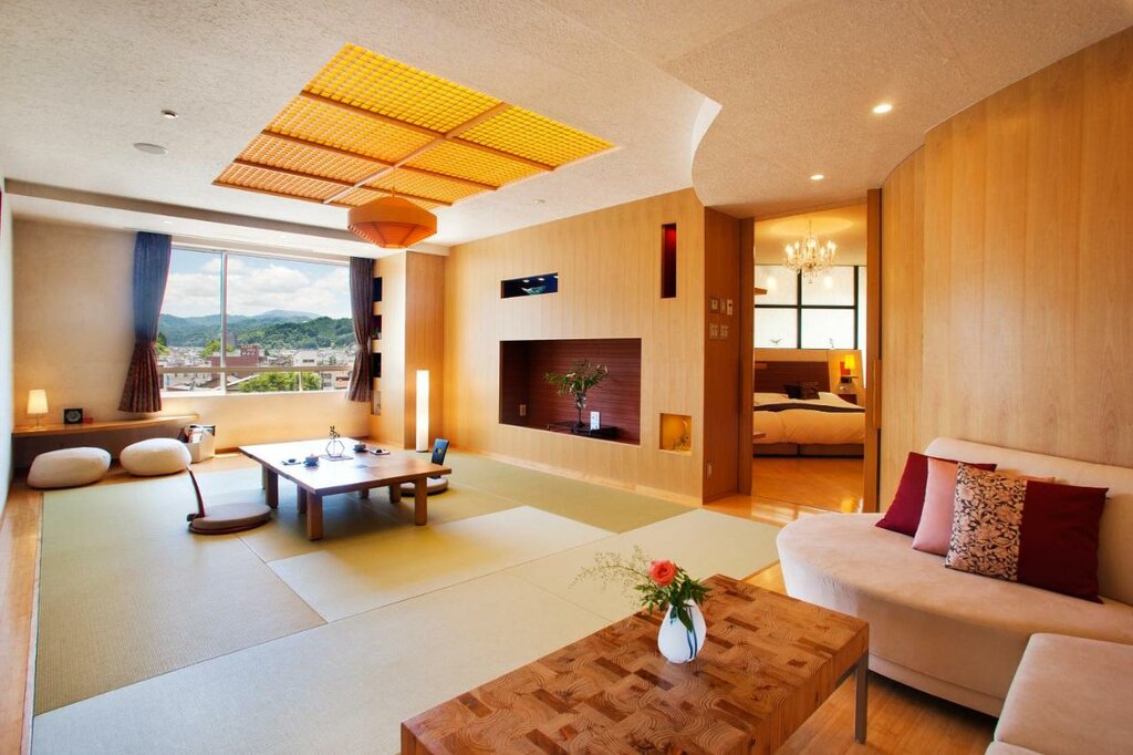 Hotel136