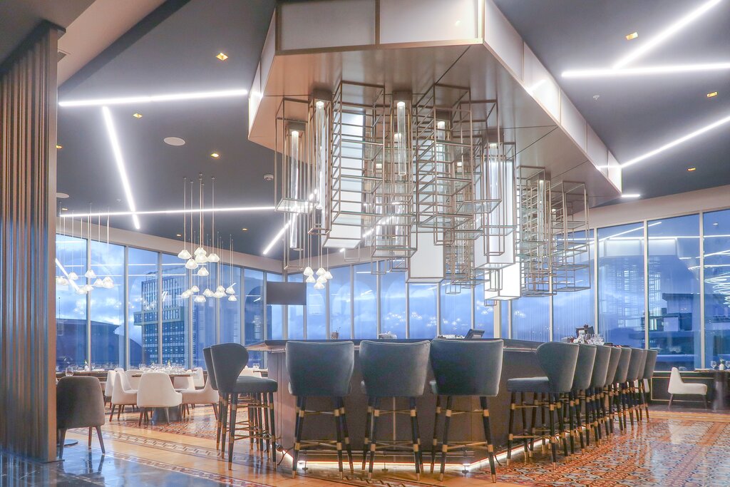Hotel185