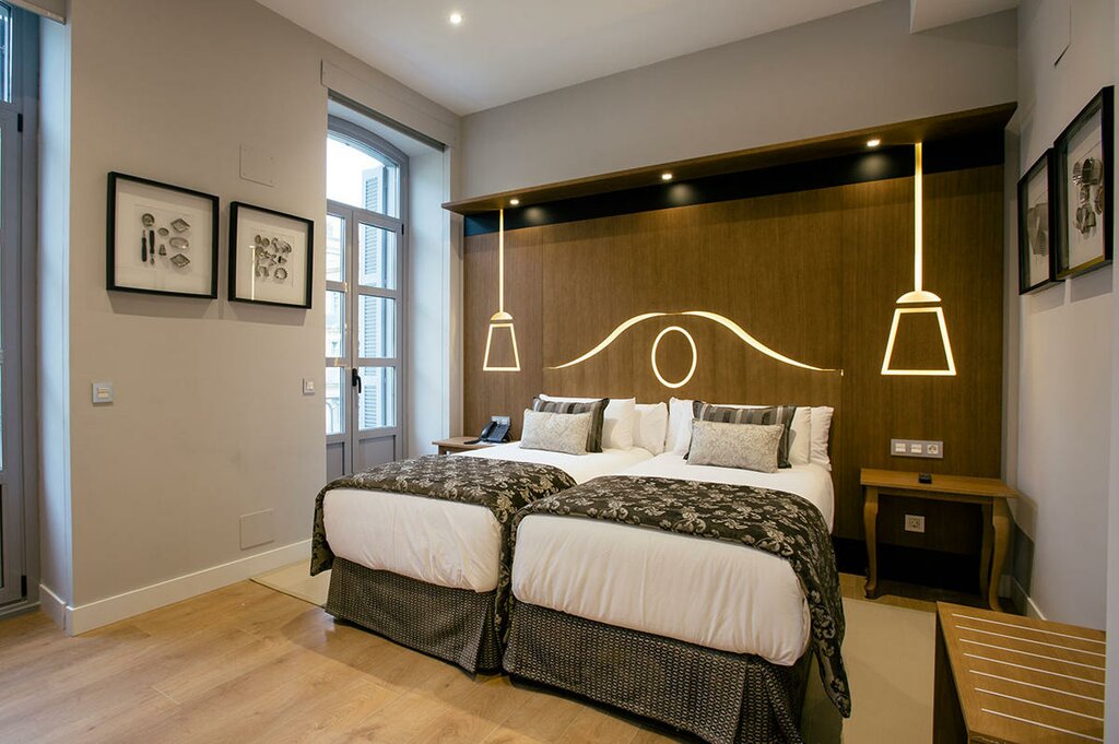 Hotel836
