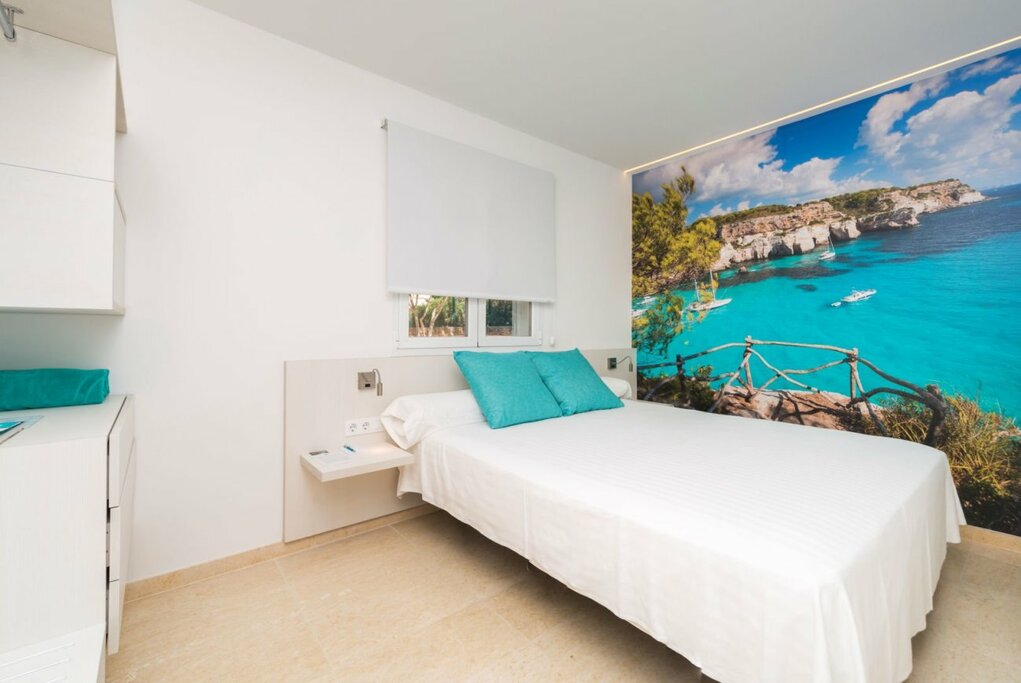 Hotel974