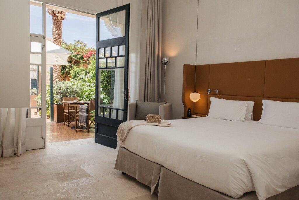 Hotel1051