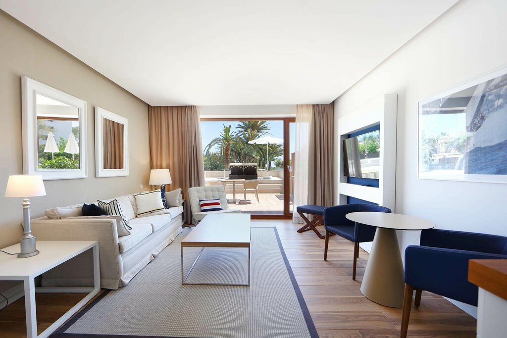 Hotel750