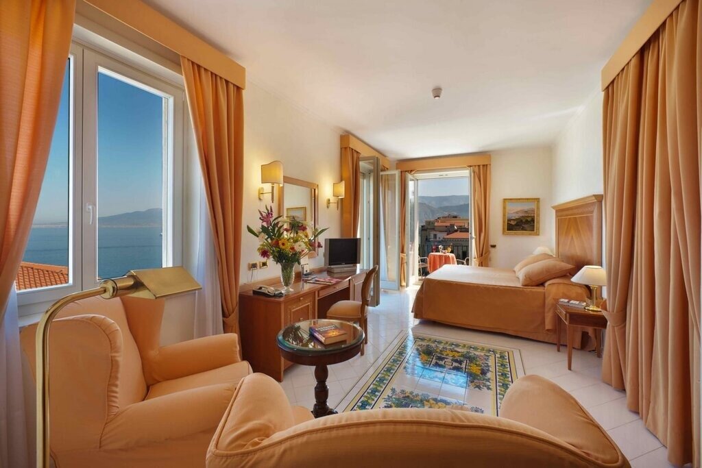 Hotel2