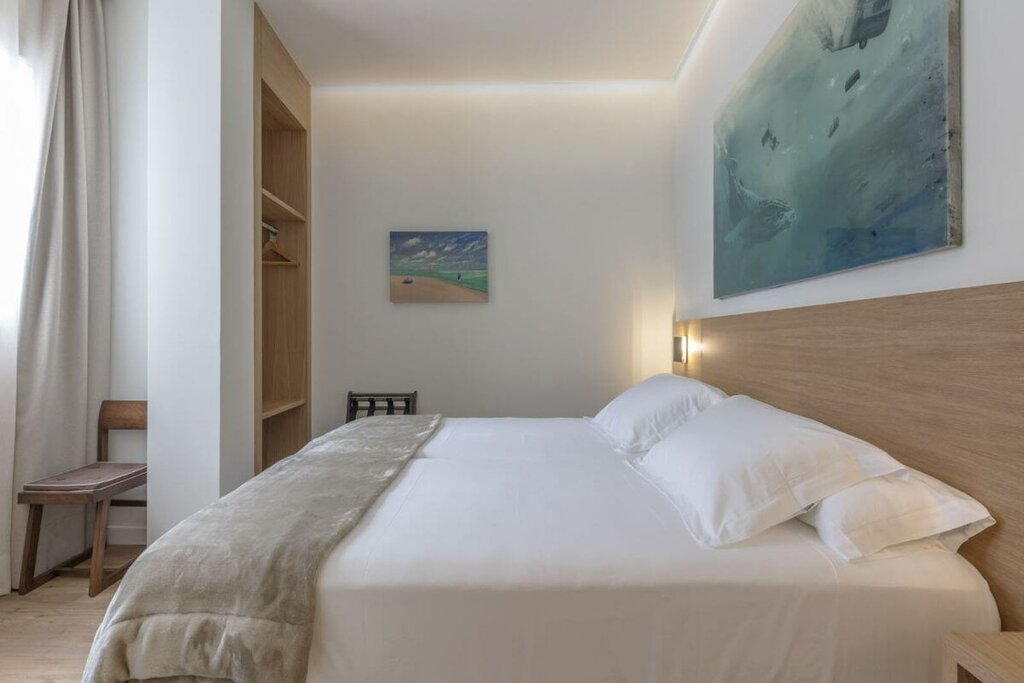 Hotel699
