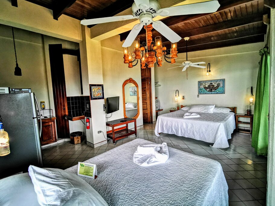 Hotel183