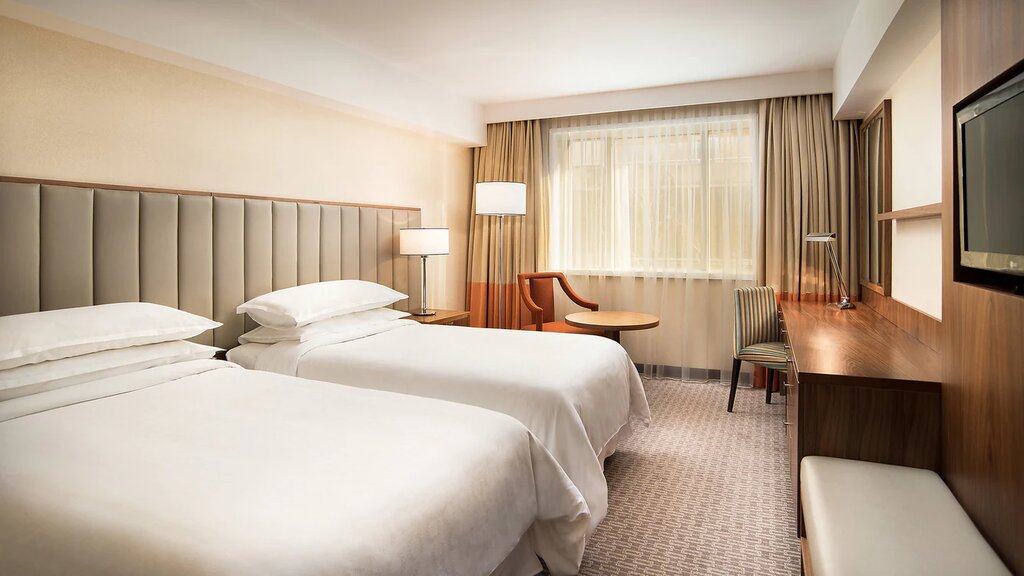 Hotel1365