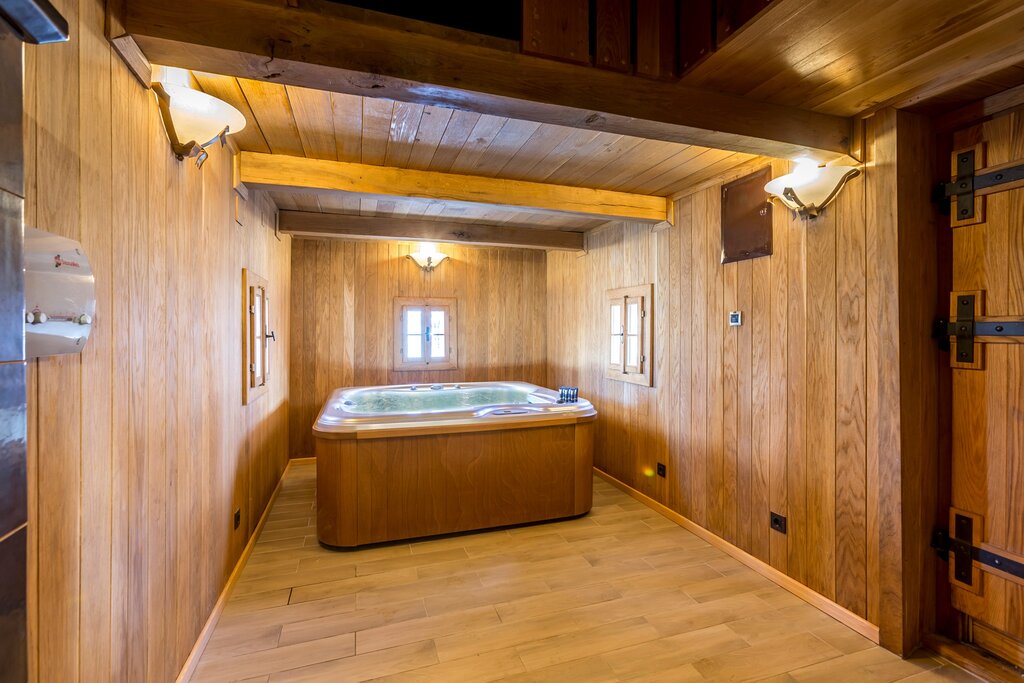 Hotel1370