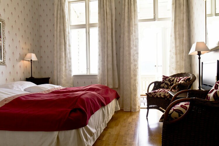 Hotel351