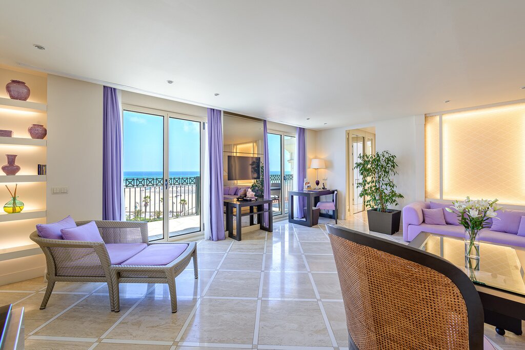 Hotel865