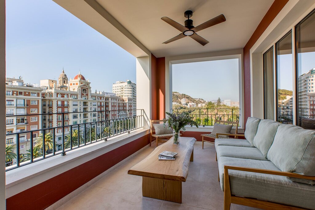 Hotel696