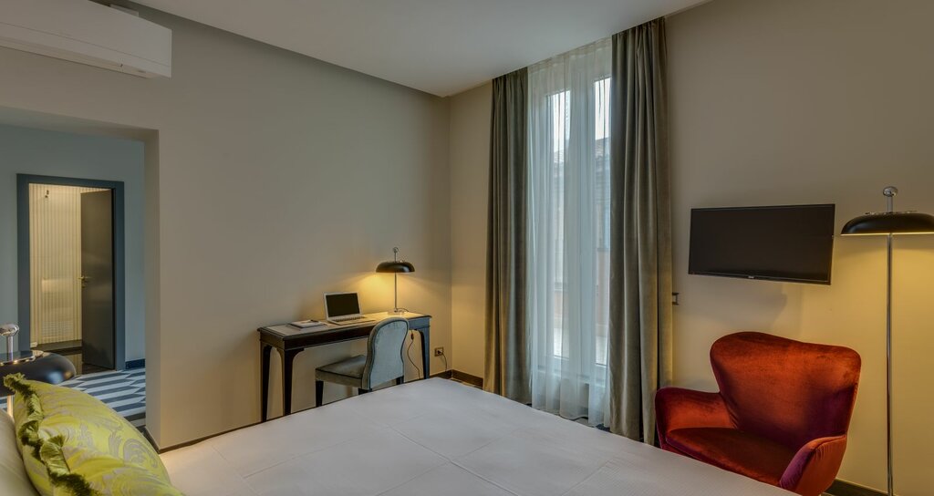 Hotel35