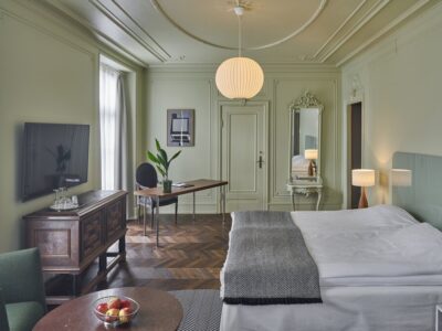 Hotel386