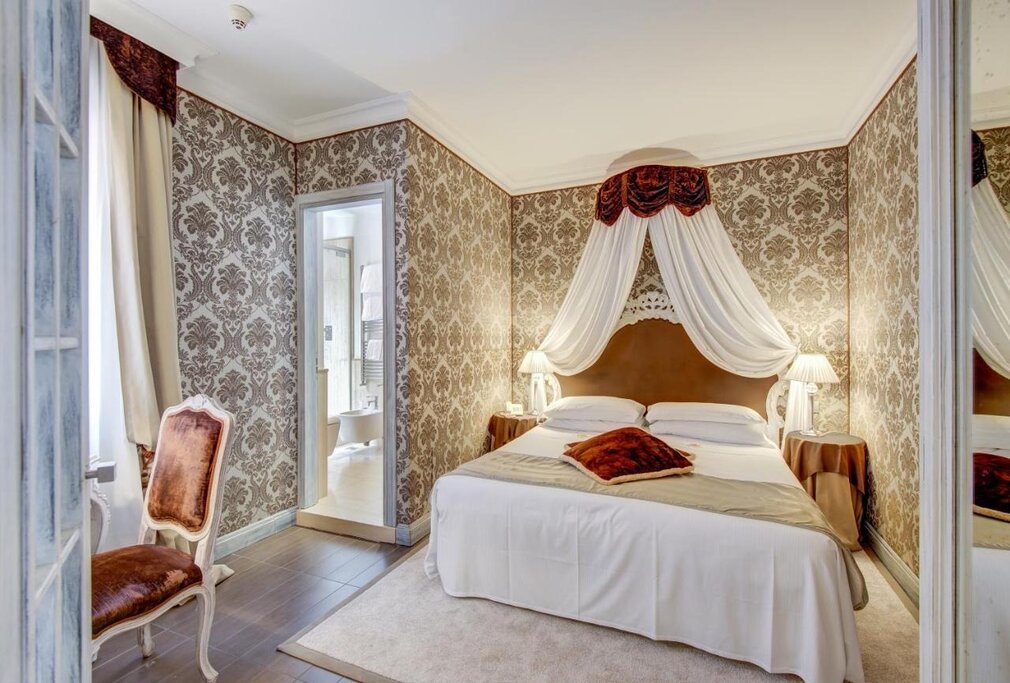 Hotel7