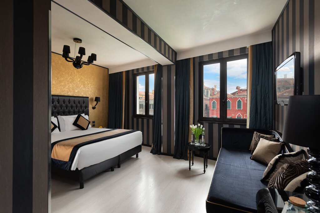 Hotel24