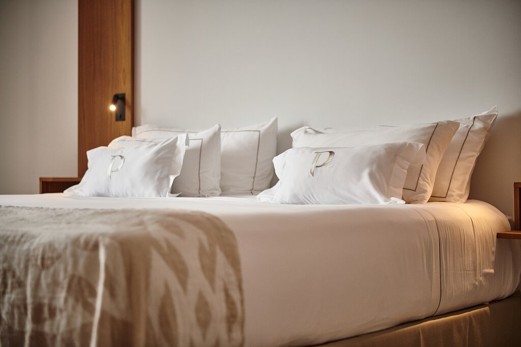 Hotel984