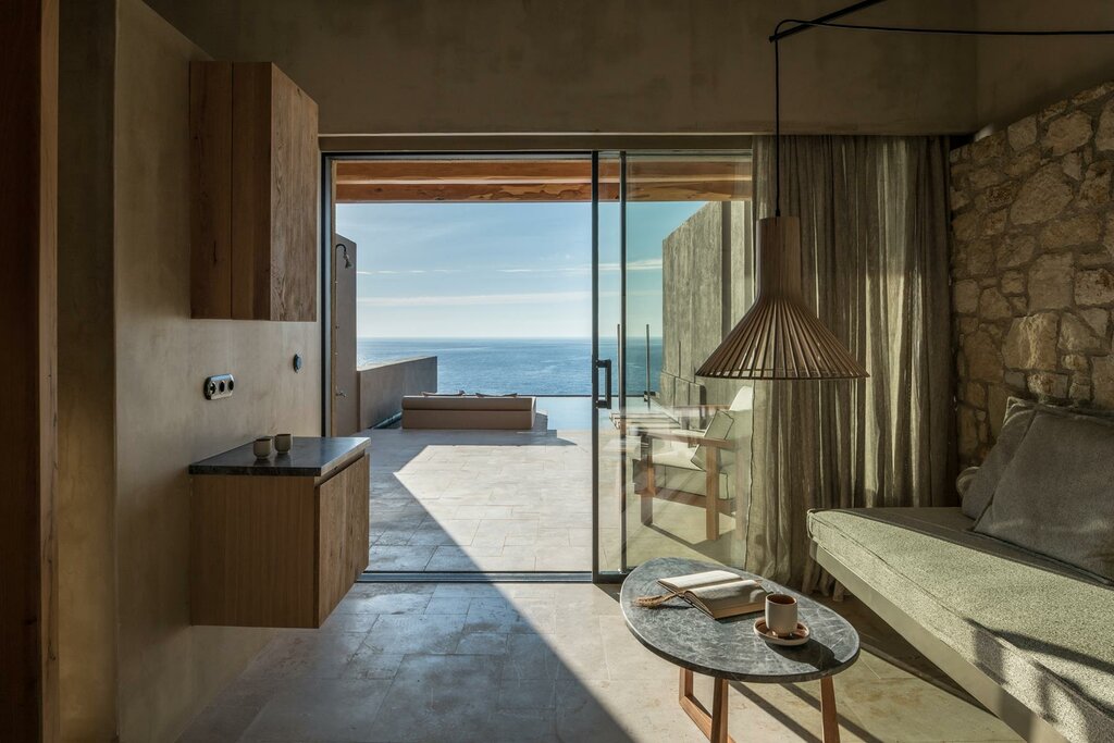 Hotel595