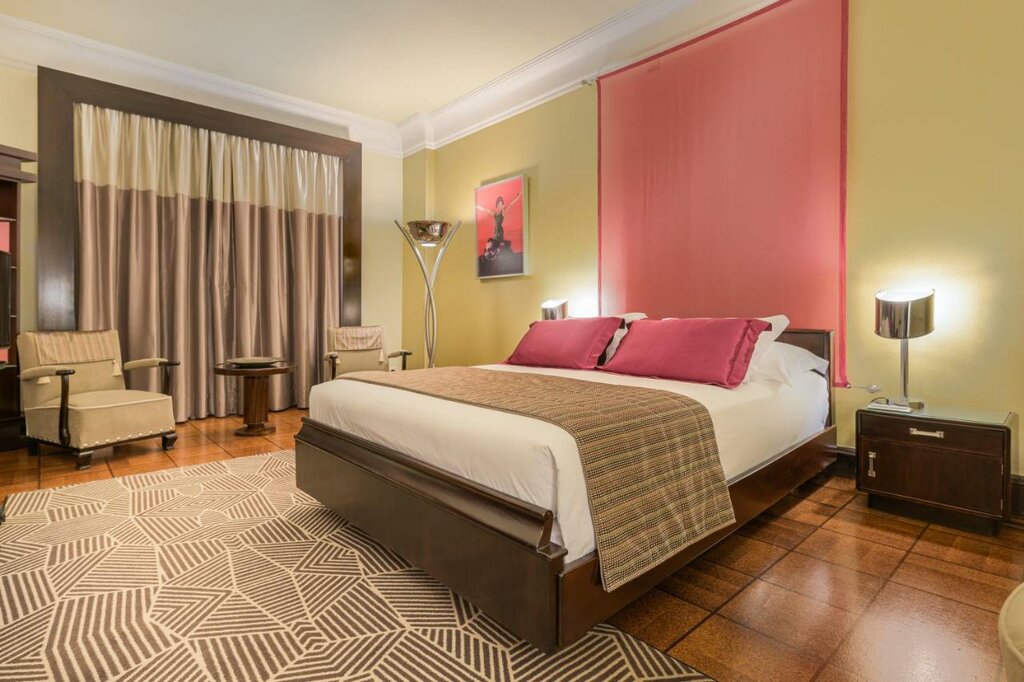 Hotel1112