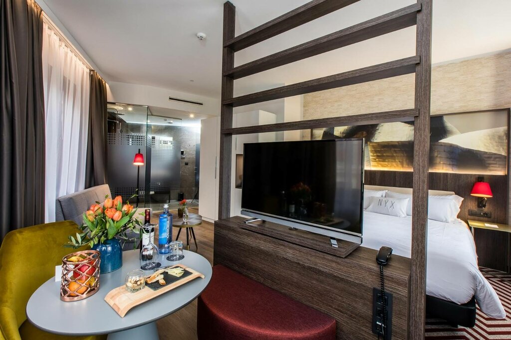 Hotel852