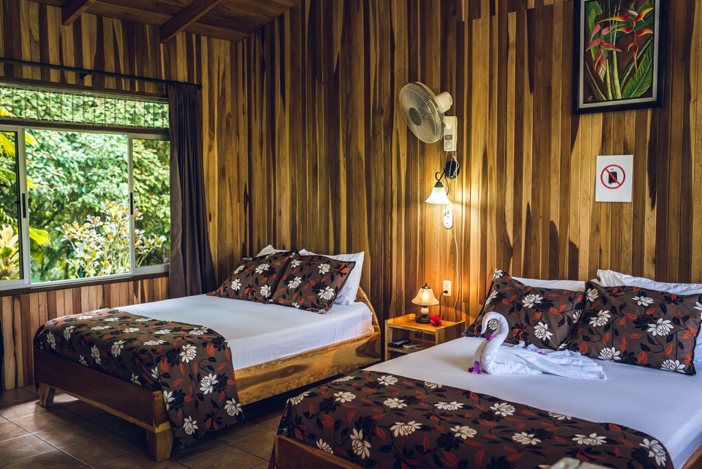 Hotel220