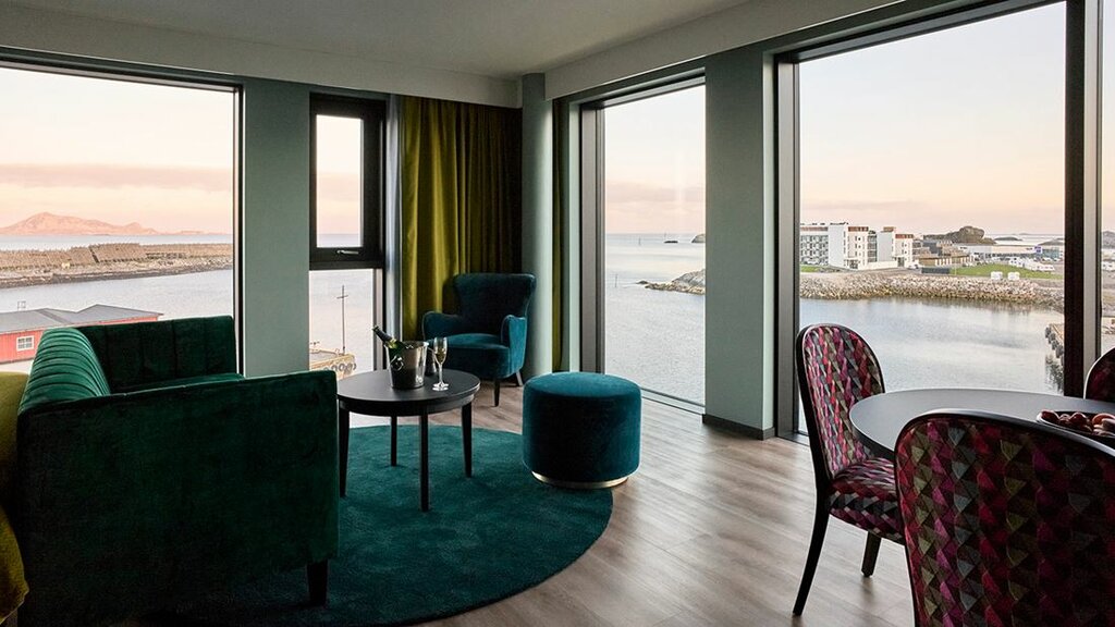 Hotel368
