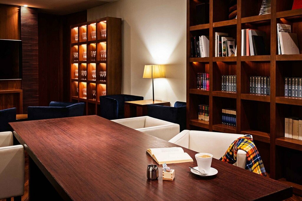 Hotel145