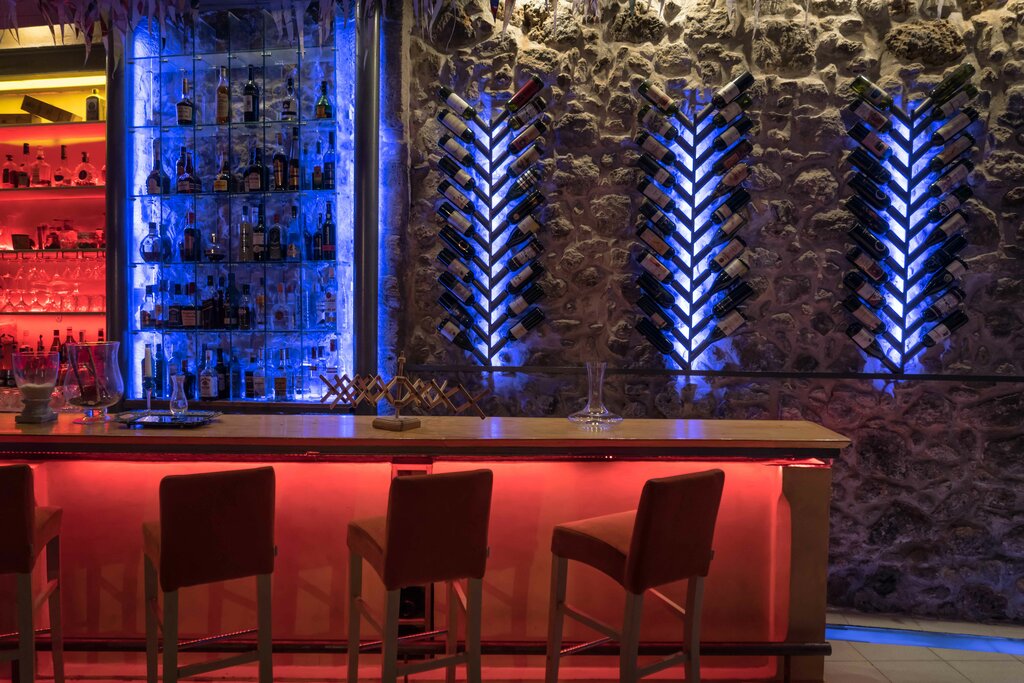 Hotel536