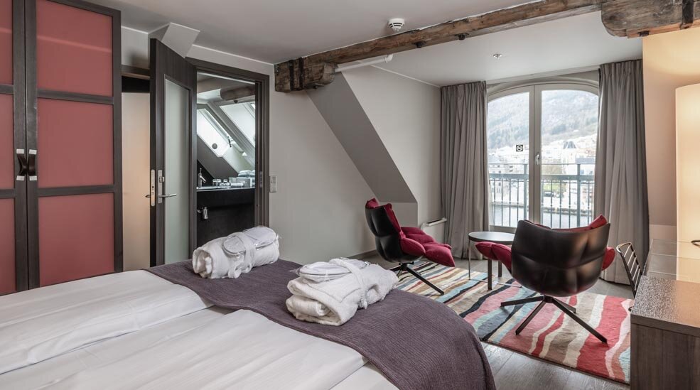 Hotel360