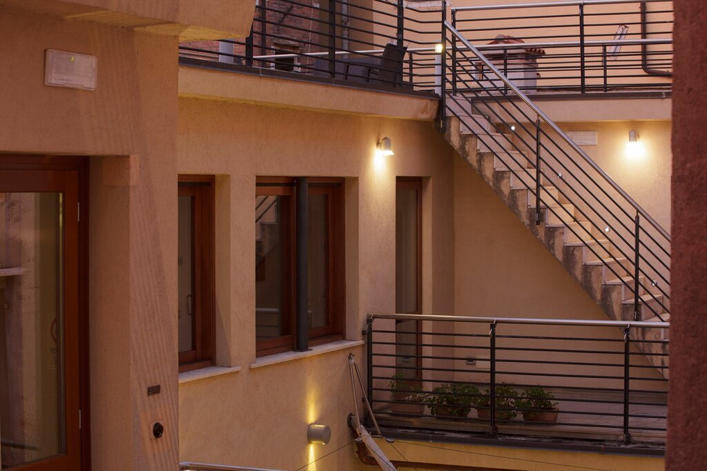 Hotel14