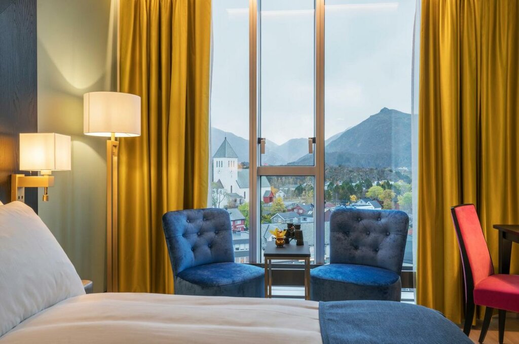 Hotel368