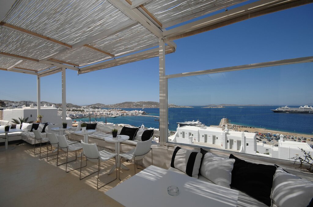 Hotel499