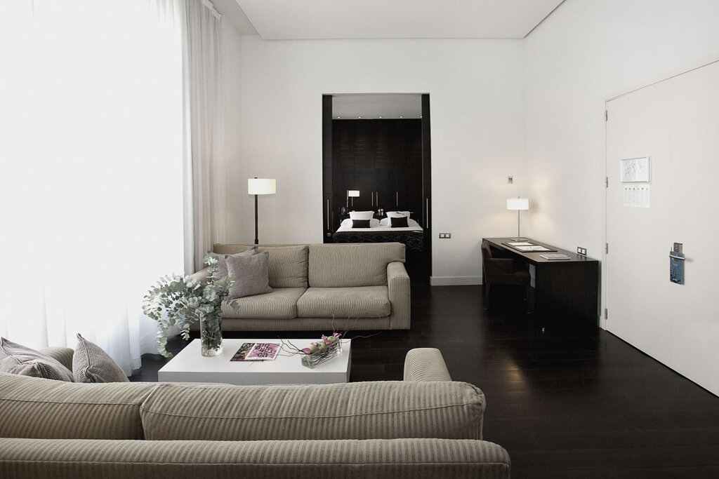 Hotel786
