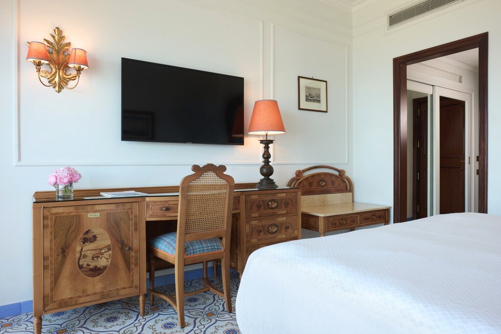 Hotel16