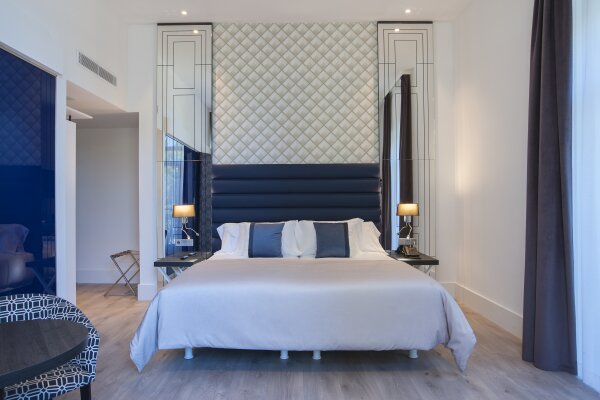 Hotel673