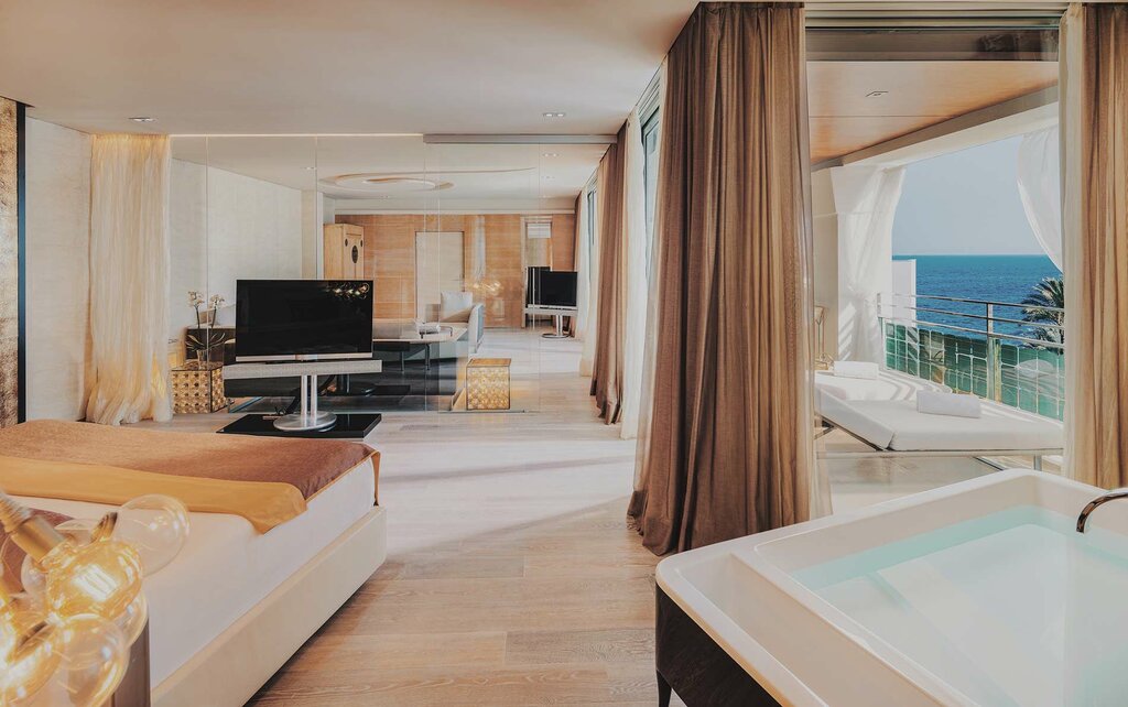 Hotel840