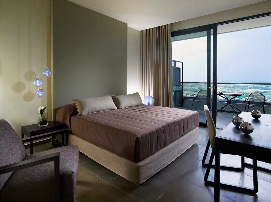 Hotel542
