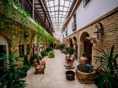 Hotel1100