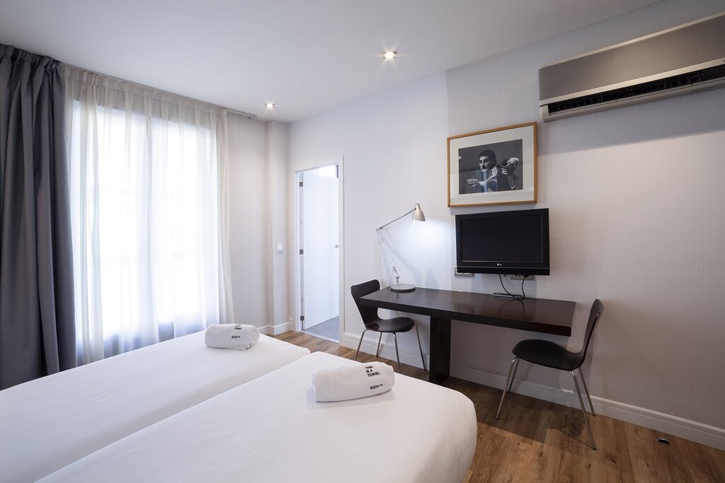 Hotel817