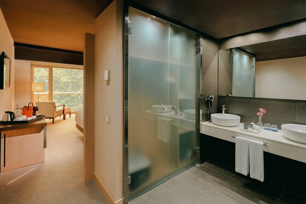 Hotel764
