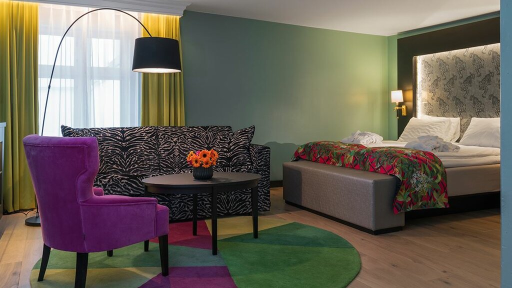 Hotel403
