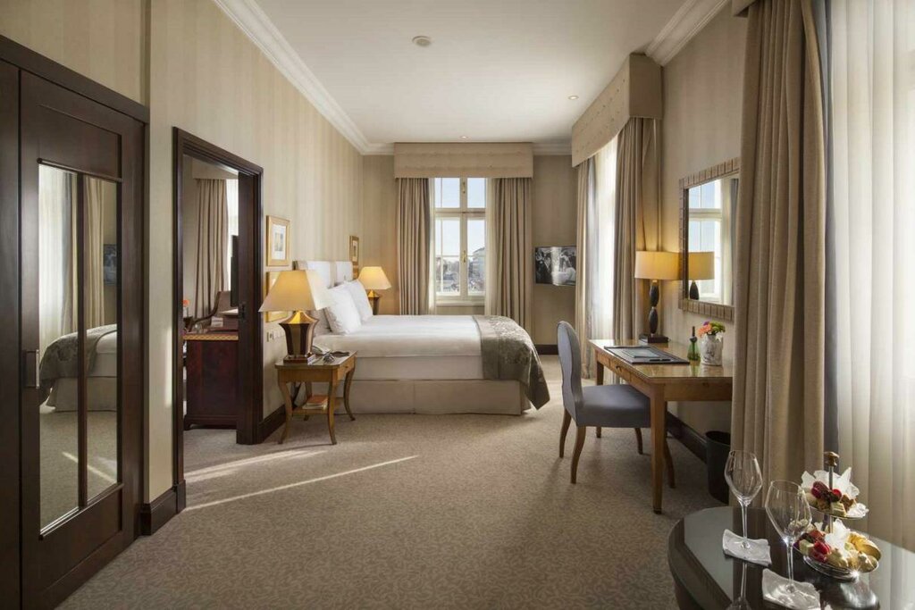 Hotel1332