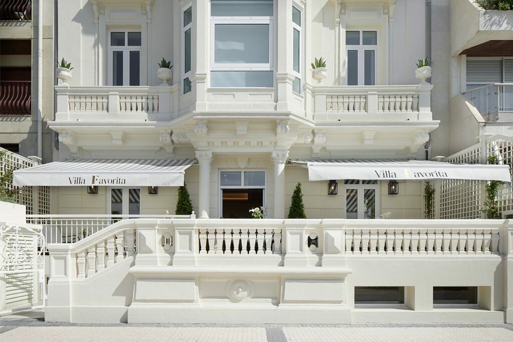 Hotel733