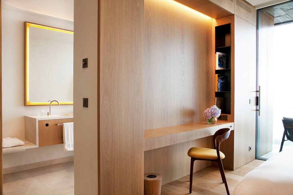 Hotel957