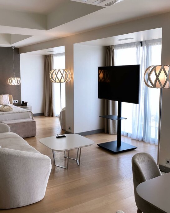 Hotel702