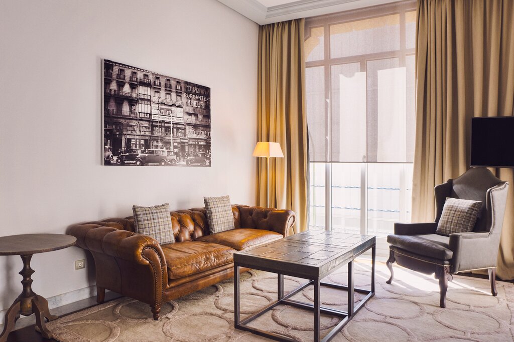 Hotel672