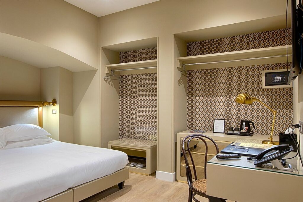 Hotel25