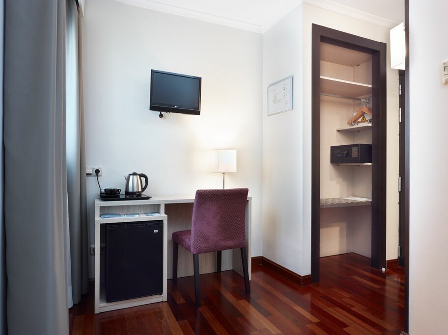 Hotel860