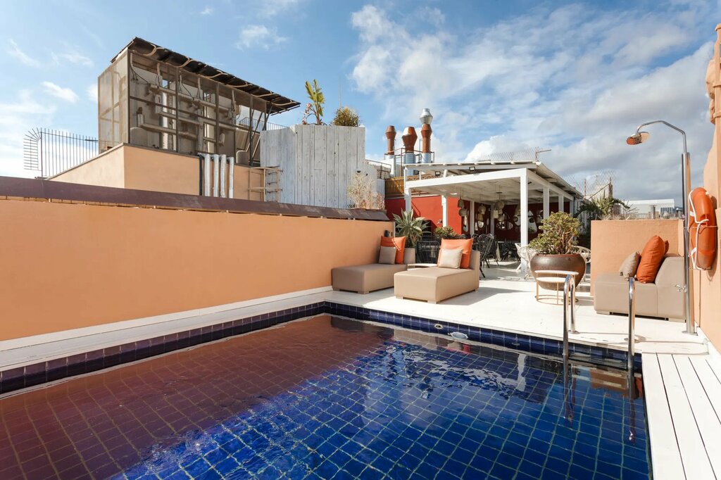 Hotel902
