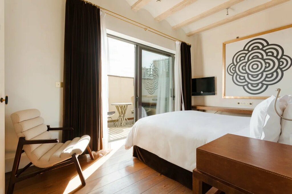 Hotel902